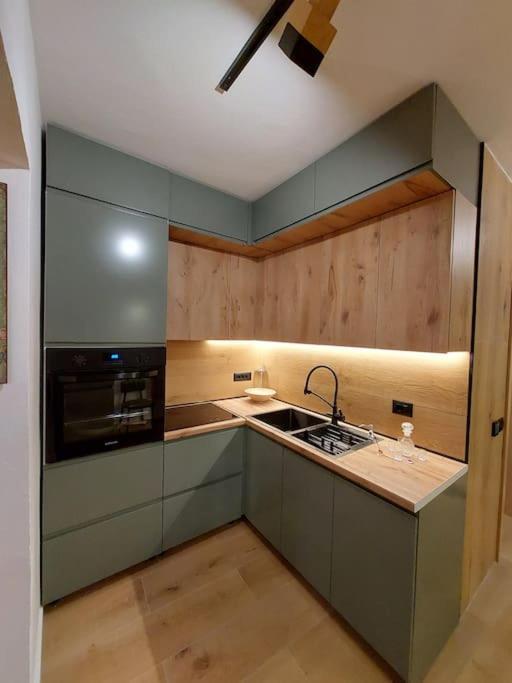 Frequency 286 Tirane Apartman Kültér fotó