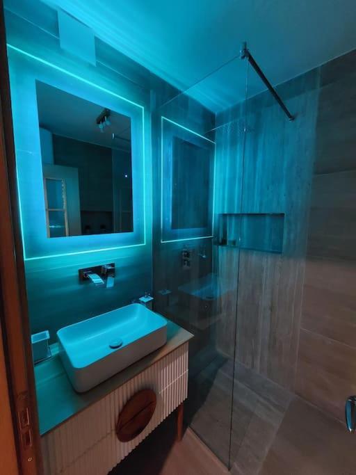 Frequency 286 Tirane Apartman Kültér fotó